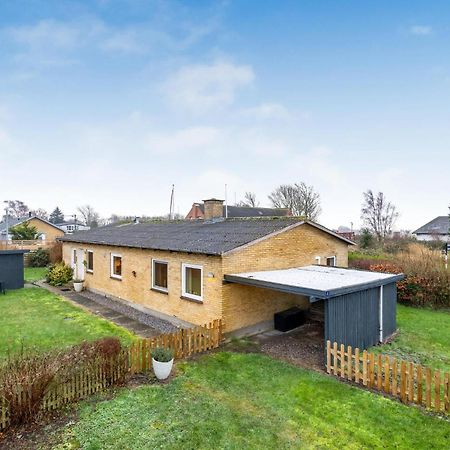 Beautiful Home In Nakskov With Kitchen Kültér fotó